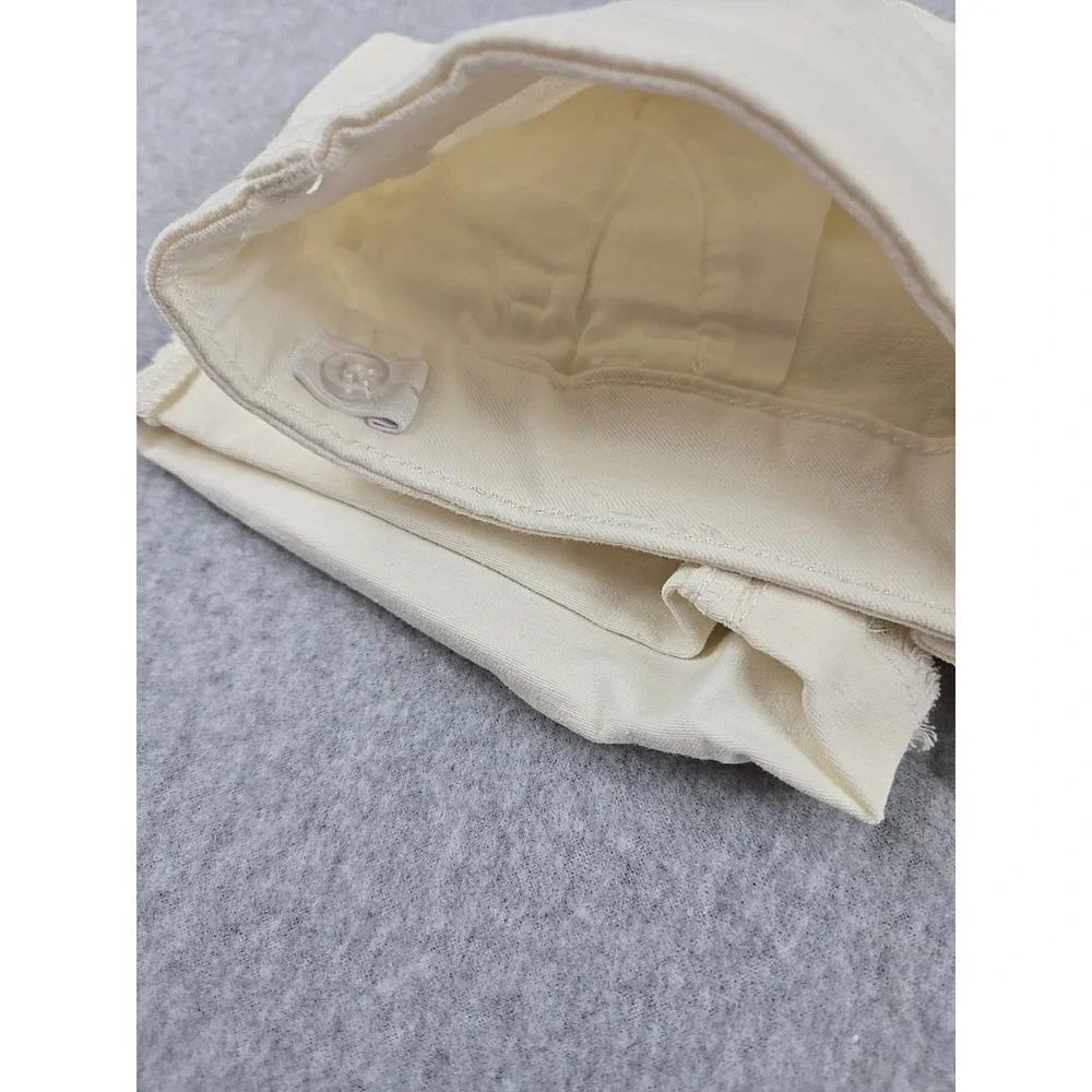 SO Jean Shorts Girls Size 8 Mid Rise Denim Midi Short Distressed Ivory Jeans NWT